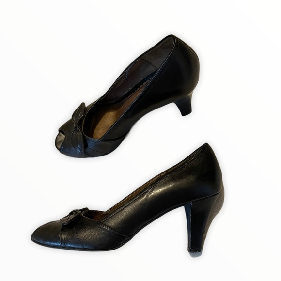 Naturalizer Black Leather Peep Toe Pumps - Picture 3 of 4